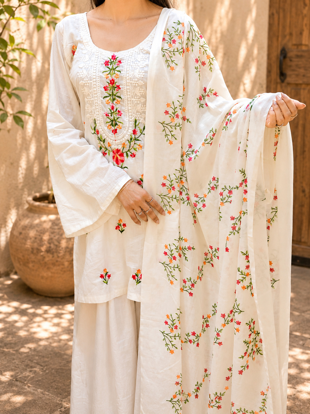 White🕊️ Embroidered Farshi Salwar Suit