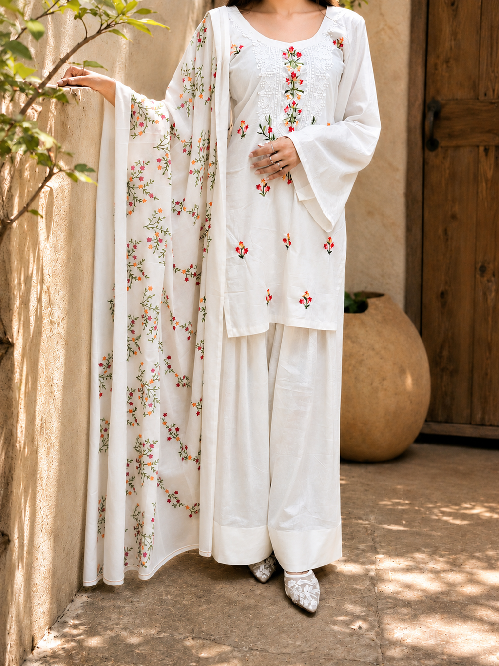 White🕊️ Embroidered Farshi Salwar Suit
